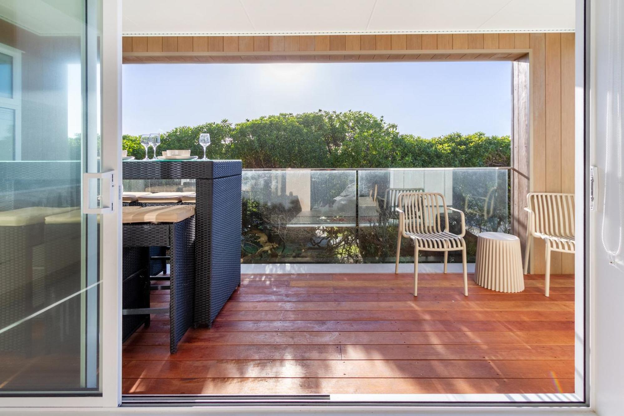 Luxury Beachside Living Elegant 3-Bedroom Haven Christchurch Exterior foto