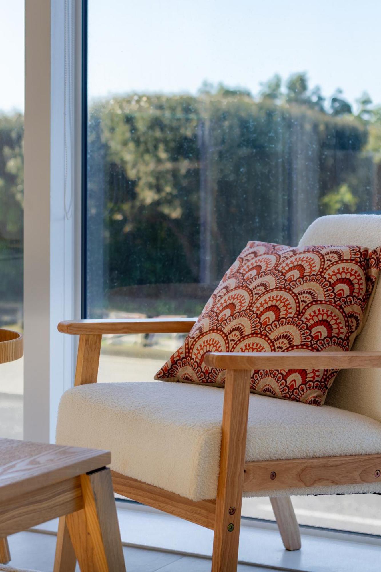 Luxury Beachside Living Elegant 3-Bedroom Haven Christchurch Exterior foto